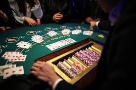 Ilustrasi diagram sederhana menjelaskan istilah odds dan live betting